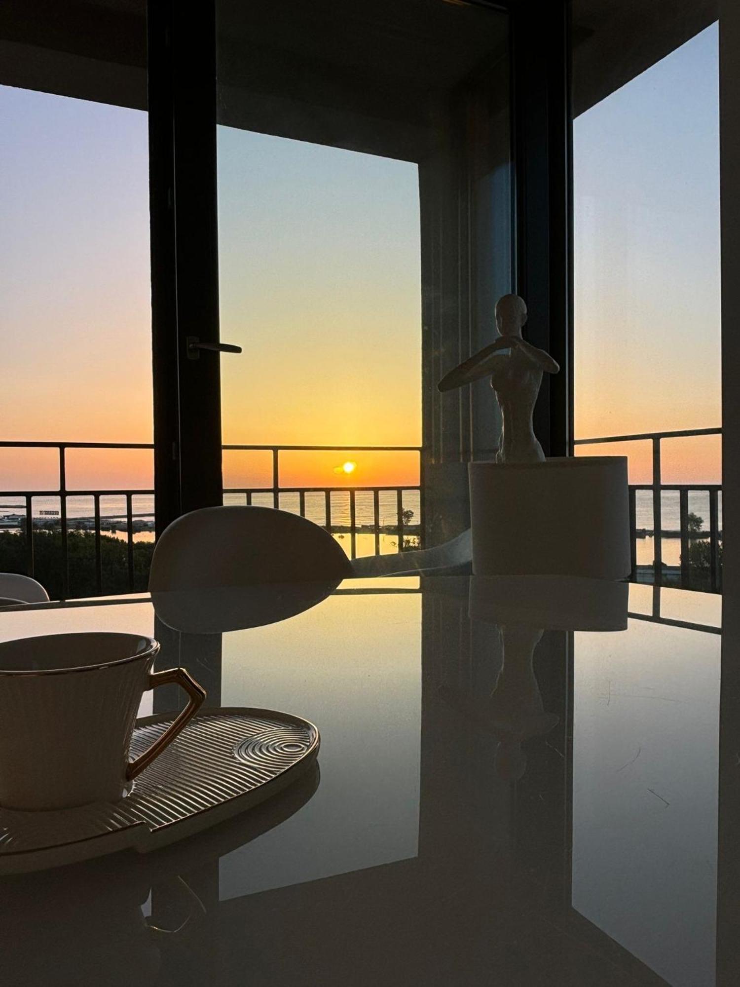 Apartamento Donna Alba Seaview Penthouse, casa ta de pe plajă Neptun Exterior foto