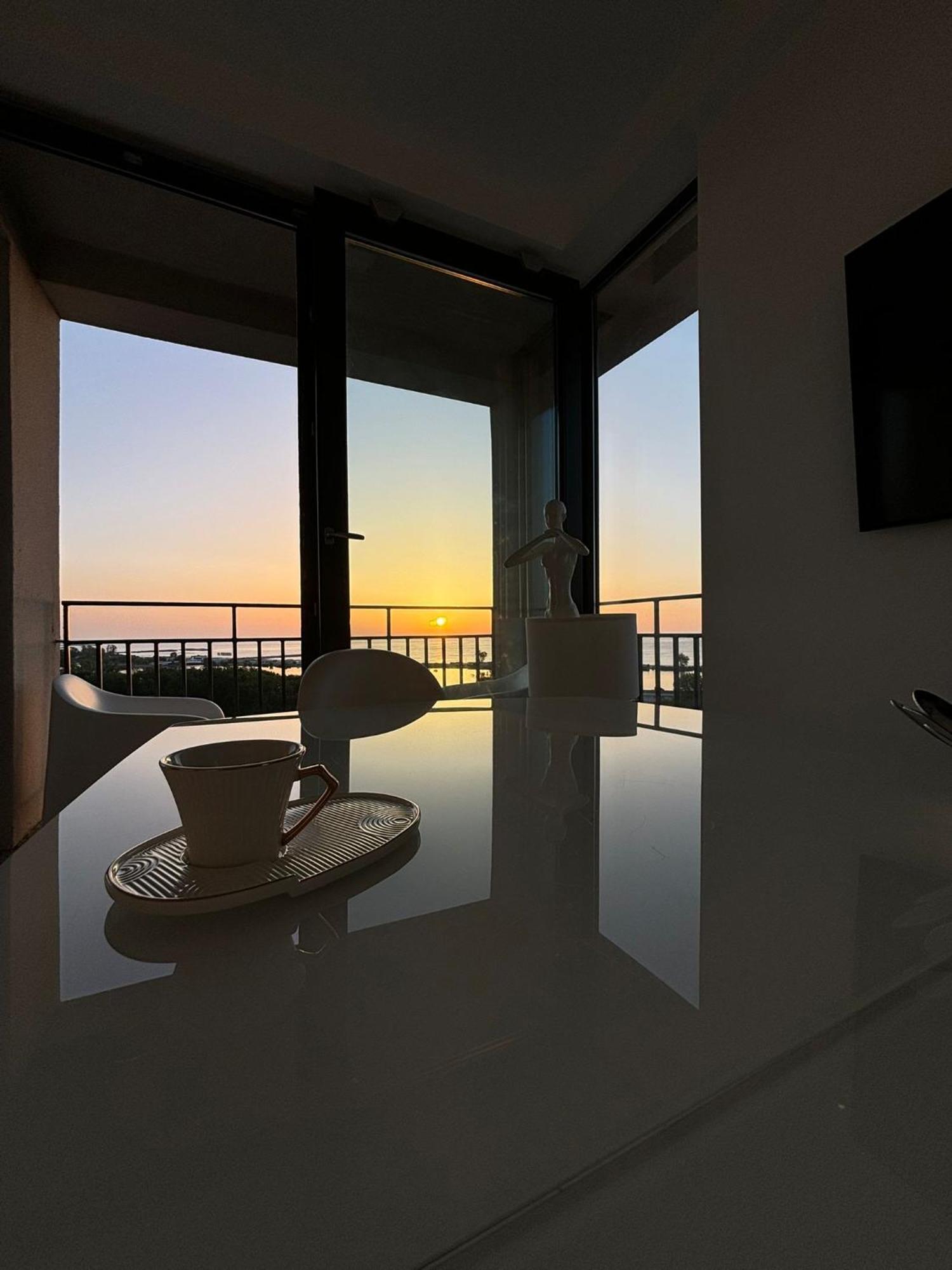 Apartamento Donna Alba Seaview Penthouse, casa ta de pe plajă Neptun Exterior foto