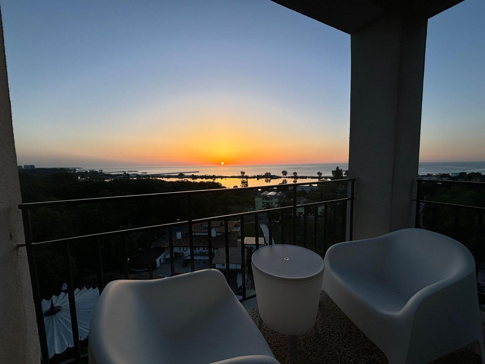 Apartamento Donna Alba Seaview Penthouse, casa ta de pe plajă Neptun Exterior foto